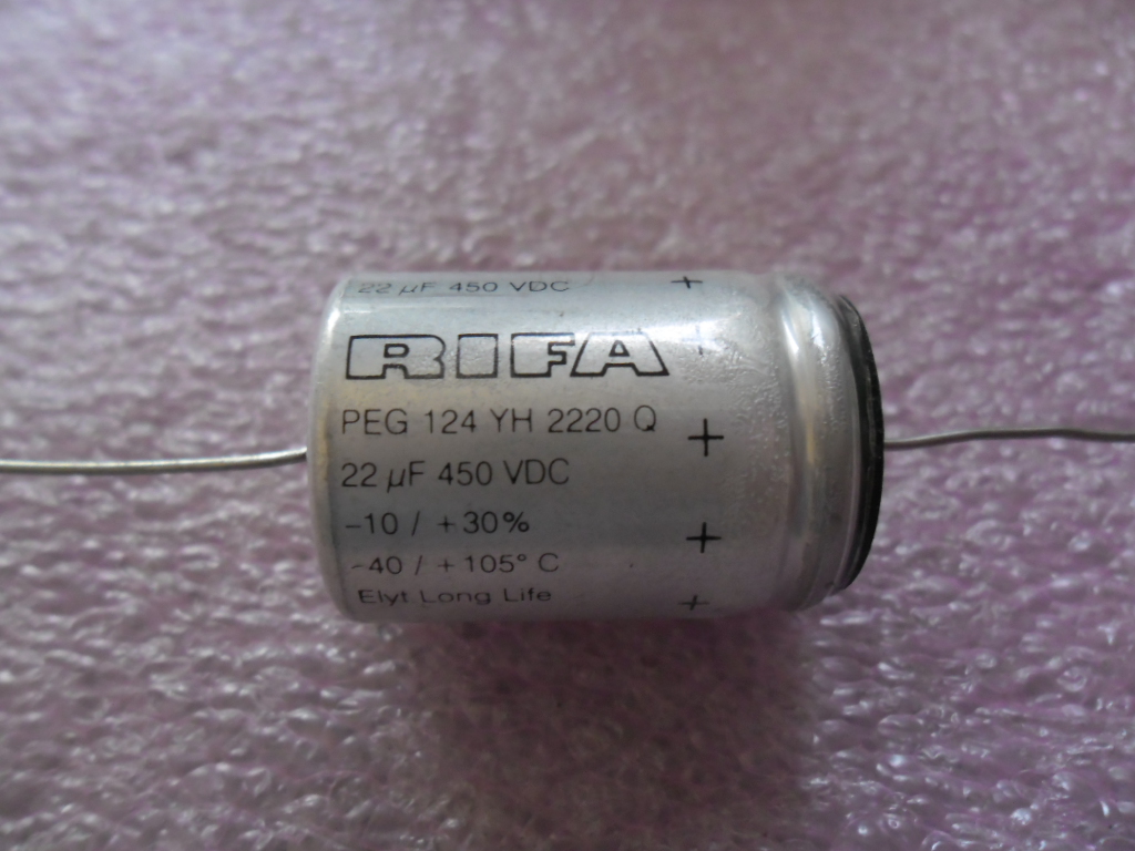 Eite Long Life Elect capacitir Axial 22uF 22µ/450VDC 105C 20x29mm LOW ESR LOW ESL 27500Hours (PEG124YH2220Q), image 1