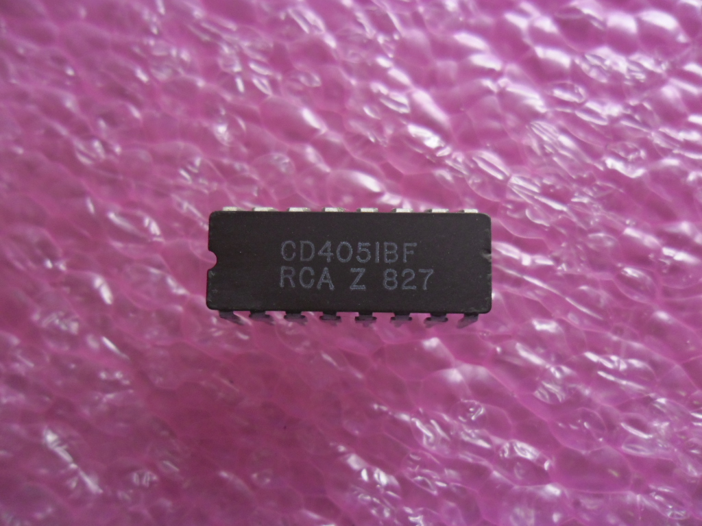CD4051BF: IC DIP-16 CERAMIC NEW