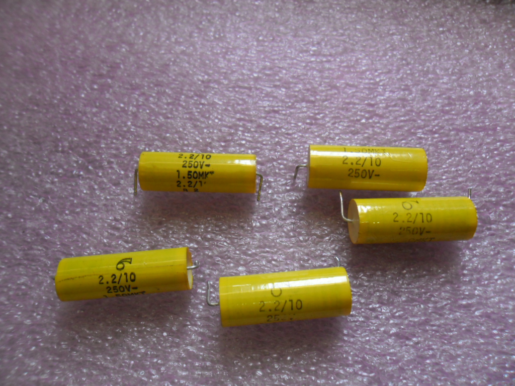 1.50MKT 2.2UF 2.2µ/250V AXIAL POLY CAP: CAP POLY CUT BENT LEADS 13x32mm