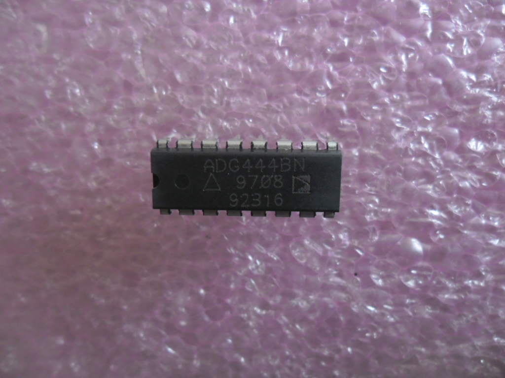 ADG444BN = DG444DJ-E3: QUAD CMOS SPST ANALOG SWITCH DIP-16