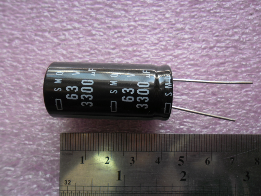3300UF 3300µ/63V ELEC CAPACITOR RADIAL: 85°C 20X40mm P10 LL = UVK1J332MRD