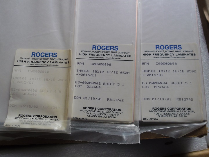 TMM-10I 18X12 1E/1E 0500 +-0015/DI ROGERS: MT PCB DK=9.8 1oz 50mil