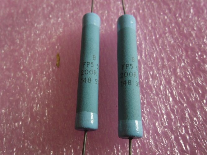 FP0005200RF9500LB: Metal Film Resistors, Industrial, Flameproof FP5 200OHM 5W-6W-7W 600V 1% 7x44MM