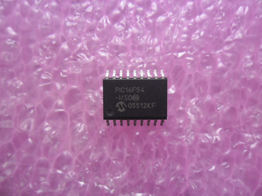 PIC16F54-I/SO: MCU FLASH 512X12 20MHZ 12 IO SMD SOIC-18