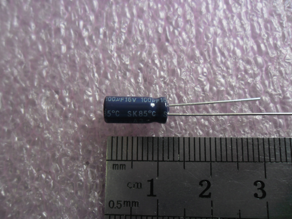 SK016M0100B2S-0511: 100UF 100µ/16V ELEC RADIAL CAP 5X11MM P2.5 85DEG LL