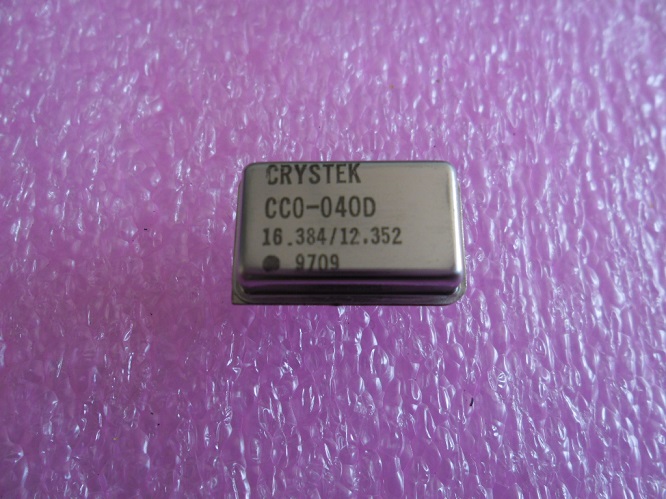 CCO-040D 16.384/12.352MHZ CRYSTAL CLOCK OSCILLATOR DIP-14: CCO-040D 16.384/12.352MHZ CRYSTAL CLOCK OSCILLATOR DIP-14