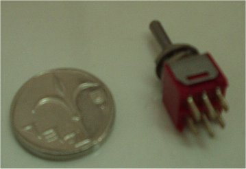 TOGGLE SWITCH - ON-OFF ON: LOW COST 3 PIN FOR PANEL